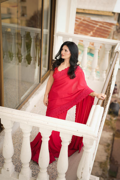 Elegant Maroon Georgette Sari with Intricate Lace Border