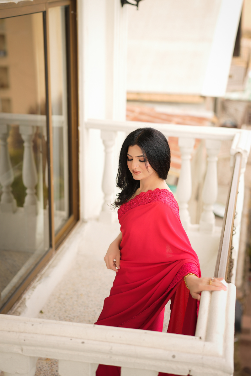 Elegant Maroon Georgette Sari with Intricate Lace Border